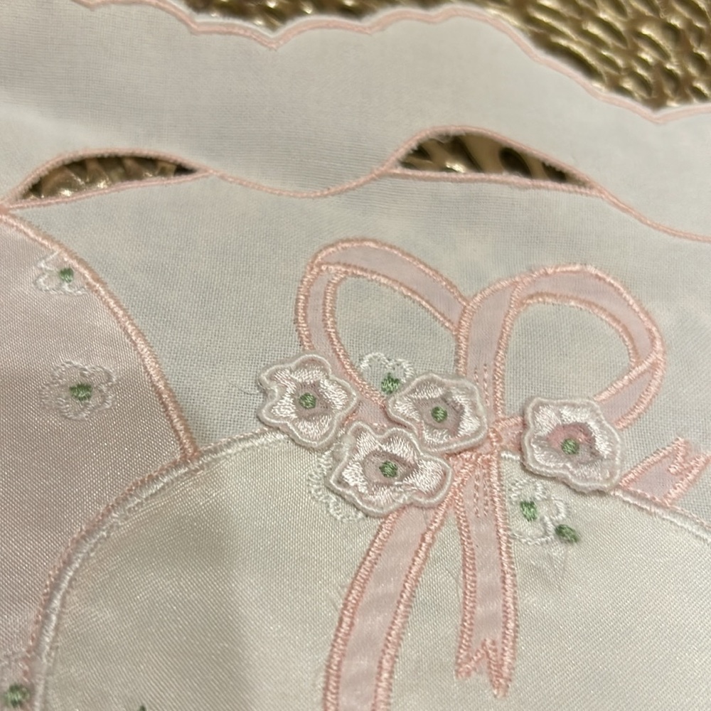 Easter table Doily